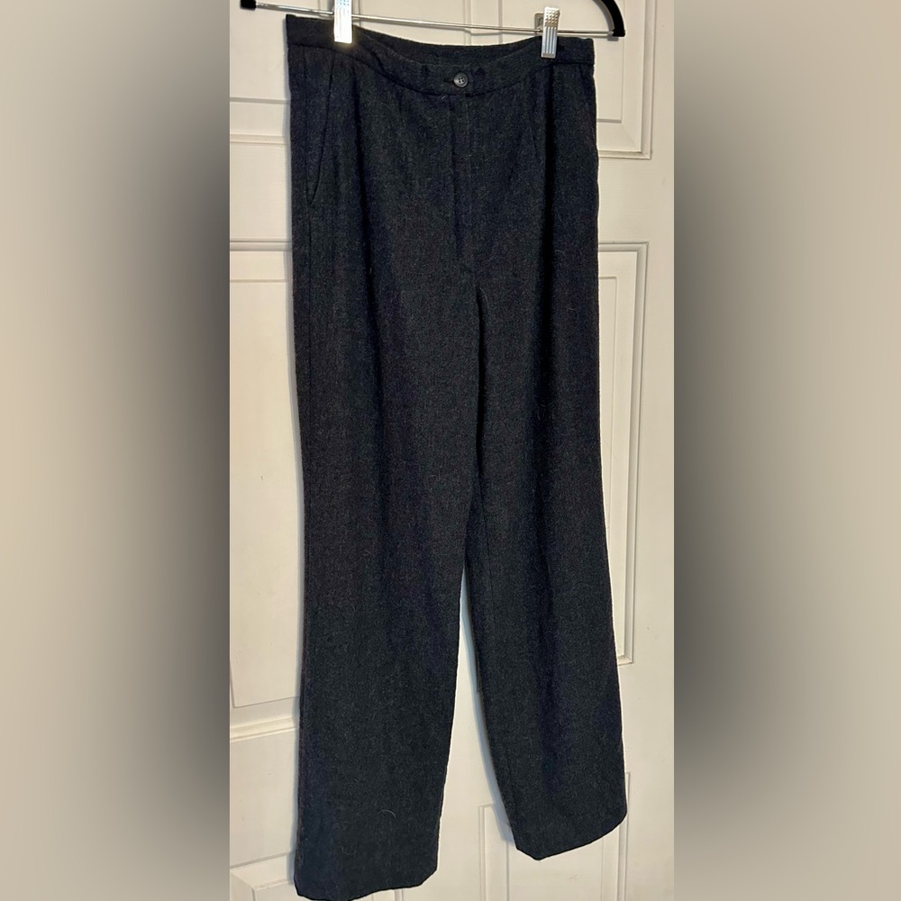 Pendleton Women's See‎ Size Gray 100% Virgin Wool Classic Pants.